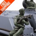 1/16 Scale Heng Long sturmgeschütz III Commander Figure + Dog figure set